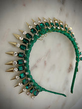 Load image into Gallery viewer, Vierra crown green