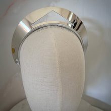 Load image into Gallery viewer, Milano crown