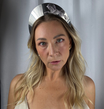 Load image into Gallery viewer, Phar Lap crown silver