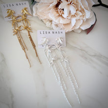 Load image into Gallery viewer, Lilly dangle earrings
