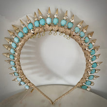 Load image into Gallery viewer, Vierra crown turquoise