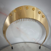 Load image into Gallery viewer, Florence crown