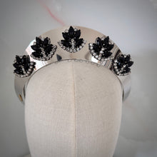 Load image into Gallery viewer, Audrey crown black