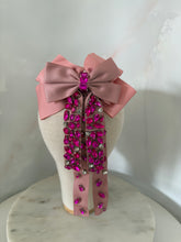 Load image into Gallery viewer, Bow hair clip