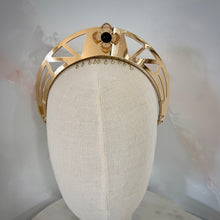 Load image into Gallery viewer, Vera crown