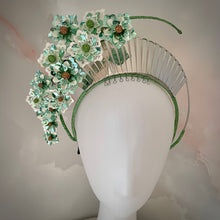 Load image into Gallery viewer, Mrs Fern headpiece