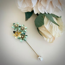 Load image into Gallery viewer, Lapel pin