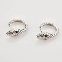 Load image into Gallery viewer, Montana luxe huggie earrings