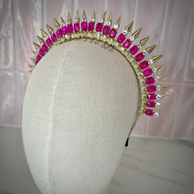Load image into Gallery viewer, Vierra crown pink