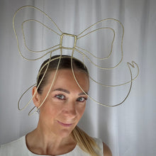 Load image into Gallery viewer, Bijou bow