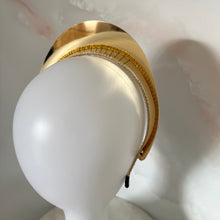 Load image into Gallery viewer, Gigi crown gold