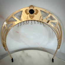 Load image into Gallery viewer, Vera crown