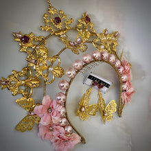 Load image into Gallery viewer, Sarah Marie Crown set