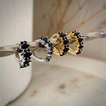 Load image into Gallery viewer, Sydney luxe huggie hoop earrings