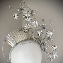 Load image into Gallery viewer, Mrs Simay headpiece