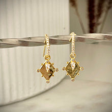 Load image into Gallery viewer, New York luxe earrings