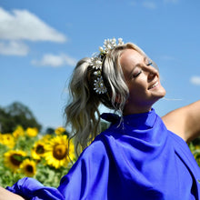 Load image into Gallery viewer, Blossom crown