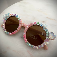 Load image into Gallery viewer, Kids personalised sunnies pink