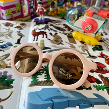 Load image into Gallery viewer, Kids personalised sunnies pink
