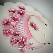 Load image into Gallery viewer, Miss Posey May headpiece
