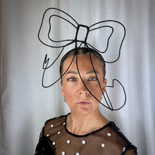 Load image into Gallery viewer, Bella bow
