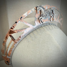 Load image into Gallery viewer, Delta crown silver/copper
