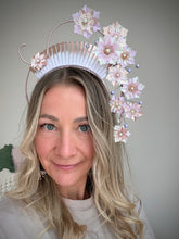 Load image into Gallery viewer, Miss Francesca headpiece
