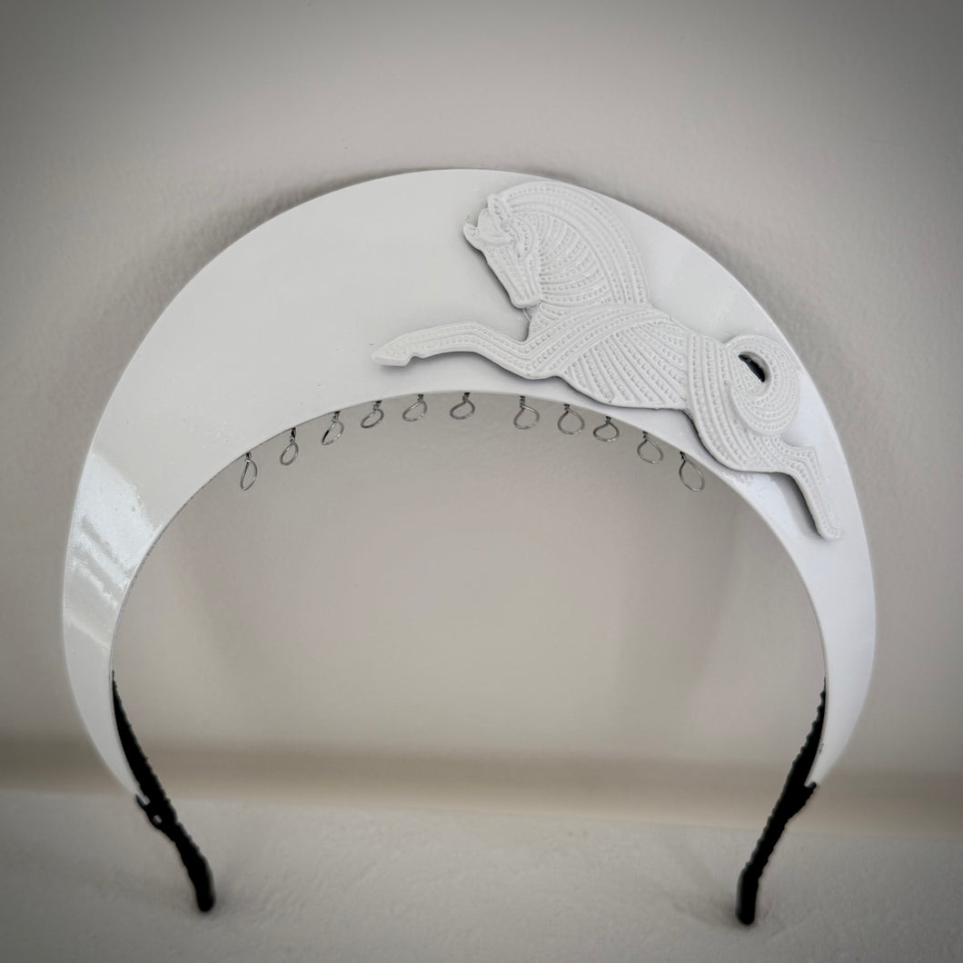 Phar Lap crown white