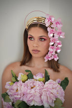 Load image into Gallery viewer, Cataleya headpiece
