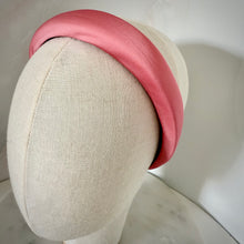 Load image into Gallery viewer, Satin padded headband
