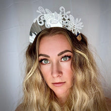 Load image into Gallery viewer, Lacie crown white
