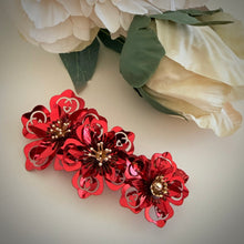 Load image into Gallery viewer, GG magnetic lapel pin/ brooch

