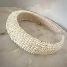 Load image into Gallery viewer, True pearl headband
