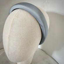 Load image into Gallery viewer, Satin padded headband
