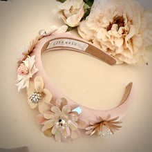 Load image into Gallery viewer, Emma floral headband

