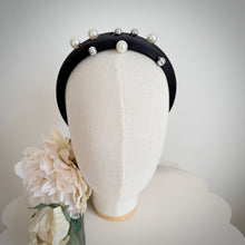 Load image into Gallery viewer, Peggy Pearl headband
