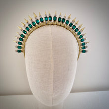 Load image into Gallery viewer, Vierra crown green
