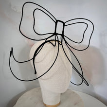 Load image into Gallery viewer, Bella bow
