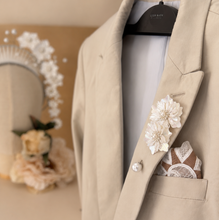 Load image into Gallery viewer, Lapel pin
