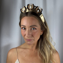 Load image into Gallery viewer, Winx crown black
