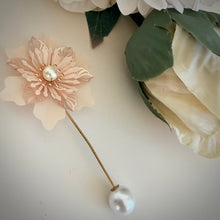 Load image into Gallery viewer, Lapel pin
